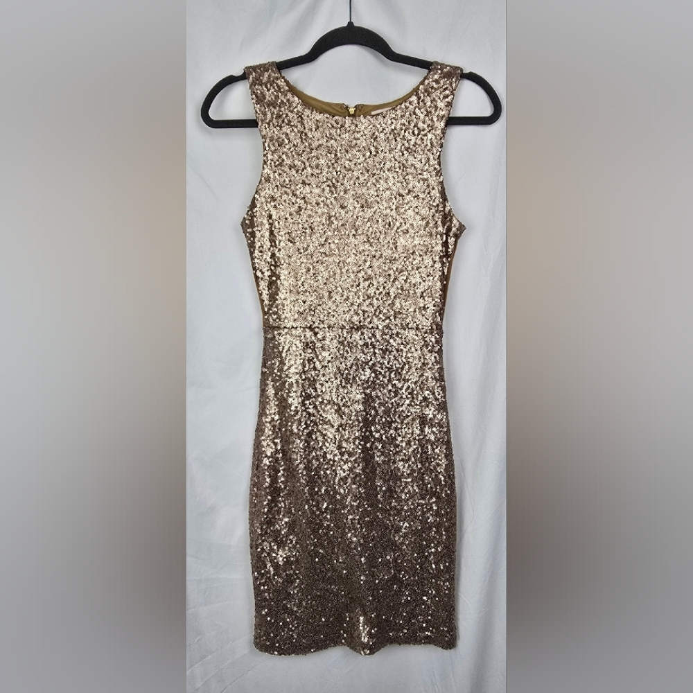 MM Couture Miss Me Gold Sequined Prom Formal Shift Dress Women's sz XS